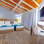 Illusion & Clubhotel - Adults Only فندق