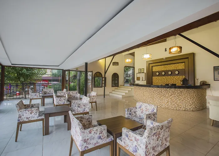 فندق Illusion & Clubhotel - Adults Only 3*