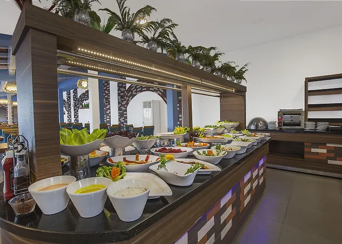 Illusion & Clubhotel - Adults Only 3* ألانيا