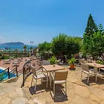 Illusion & Clubhotel - Adults Only