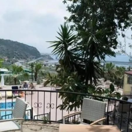 Illusion & Clubhotel - Adults Only