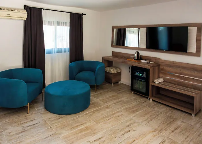 Szálloda Illusion & Clubhotel - Adults Only